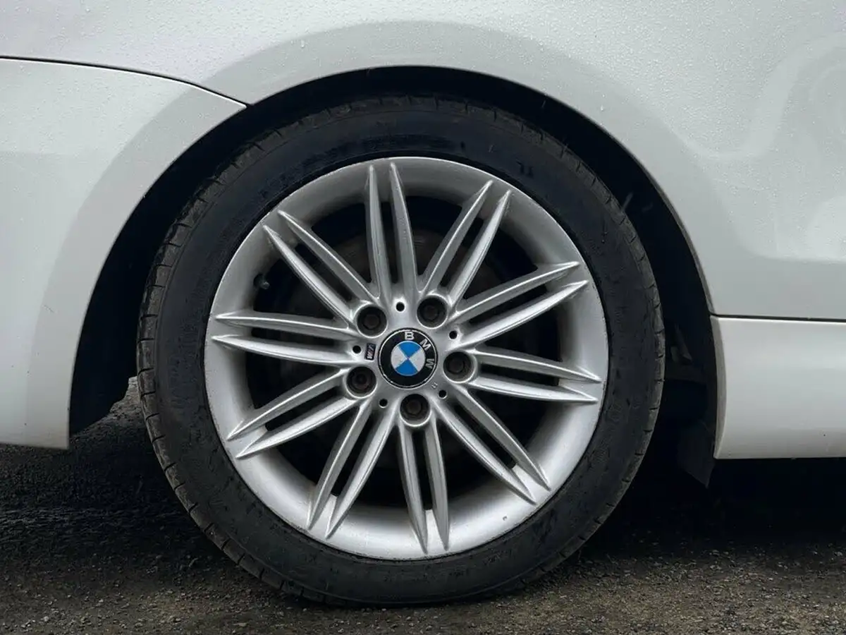 2013-bmw-1-series-20td-120d-m-sport-convertible-2d-big-19