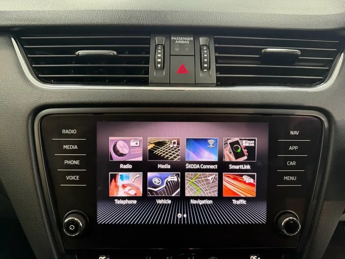 2019-skoda-octavia-15-tsi-se-l-hatchback-dsg-big-39