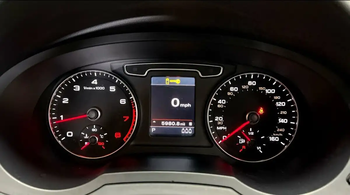 2013-audi-q3-20-quattro-se-169ps-s-tronic-big-7