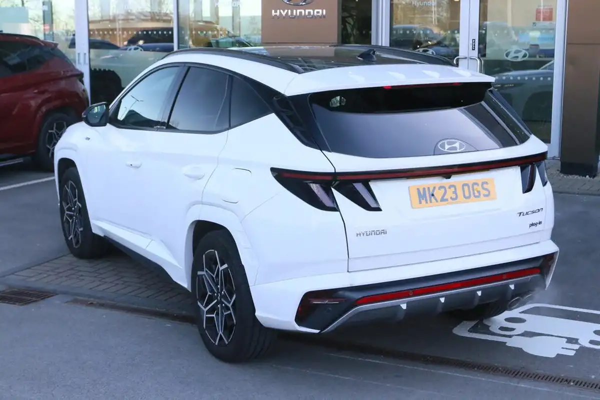 2023-hyundai-tucson-16-t-gdi-n-line-s-265ps-4wd-phev-auto-big-2
