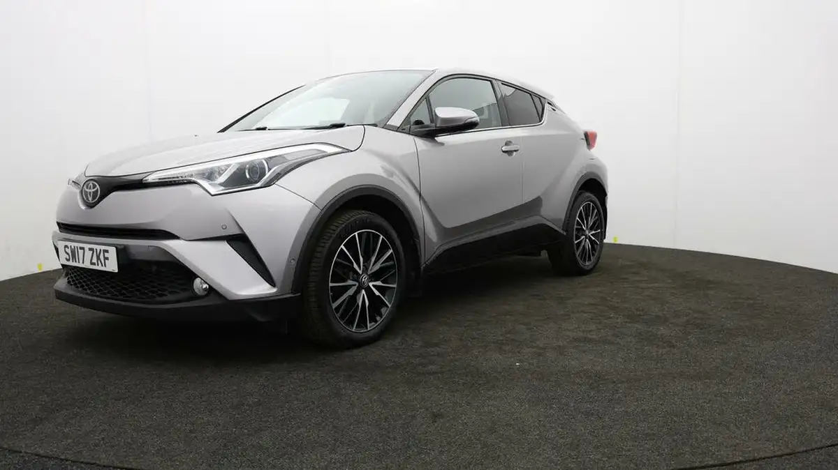 2017-toyota-c-hr-12-excel-big-51