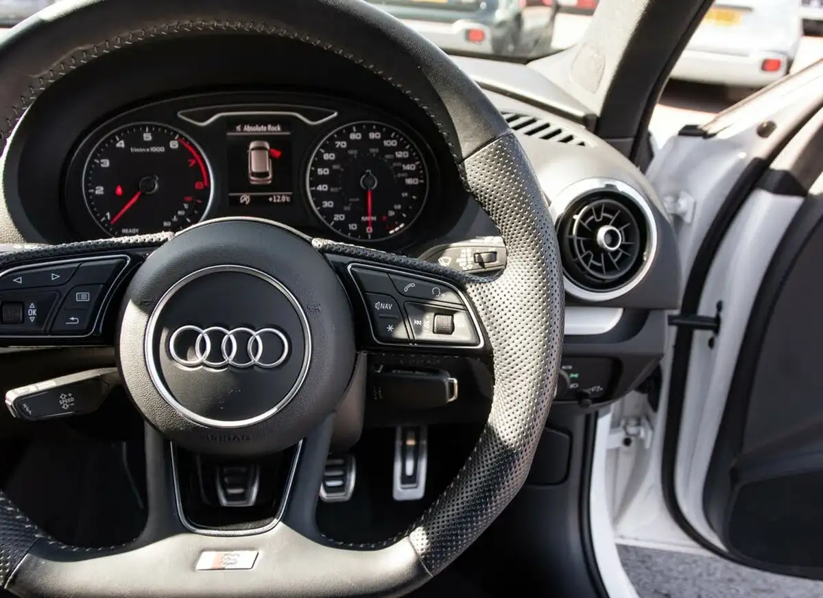 2019-audi-a3-15-35-tfsi-s-line-cod-ss-sportback-5d-big-19