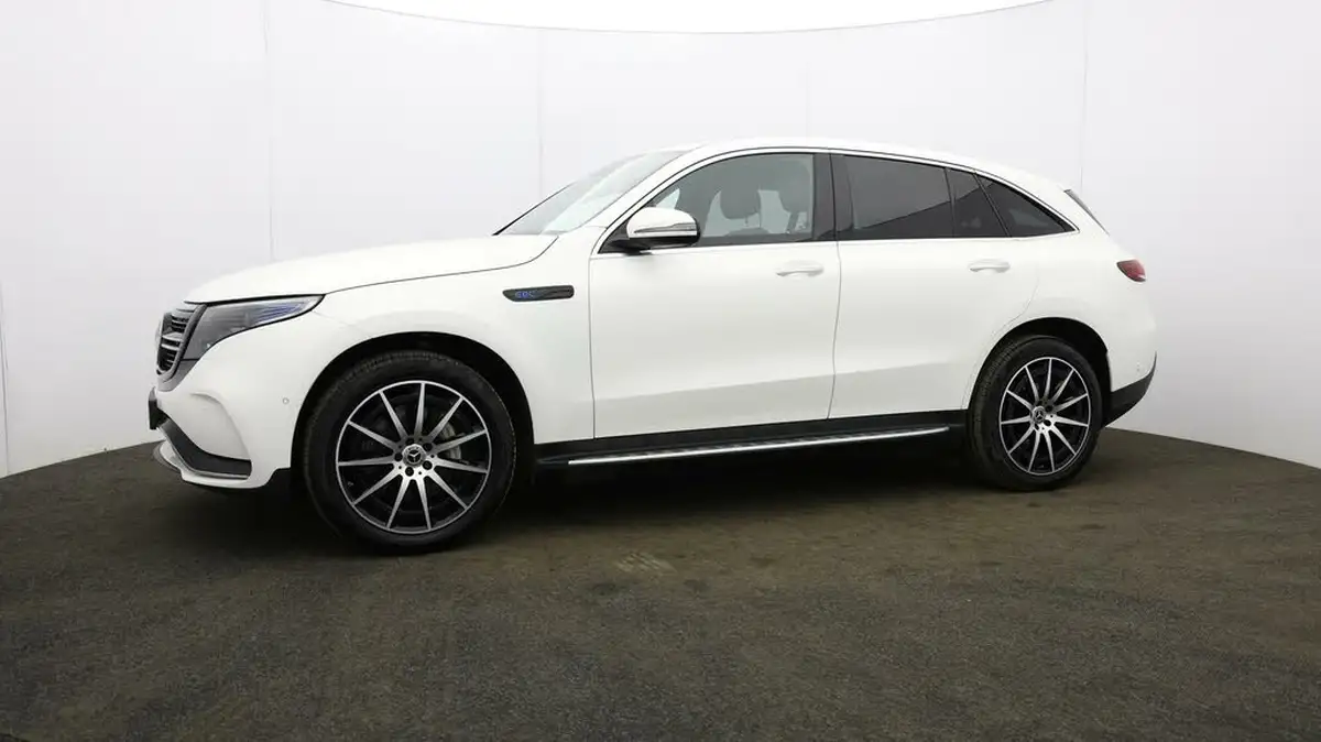 2021-mercedes-benz-eqc-e-eqc-400-amg-line-big-26