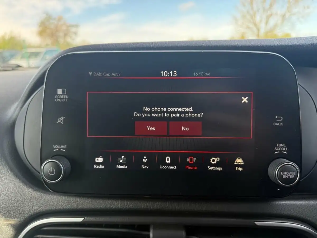 2021-fiat-tipo-10-cross-big-19