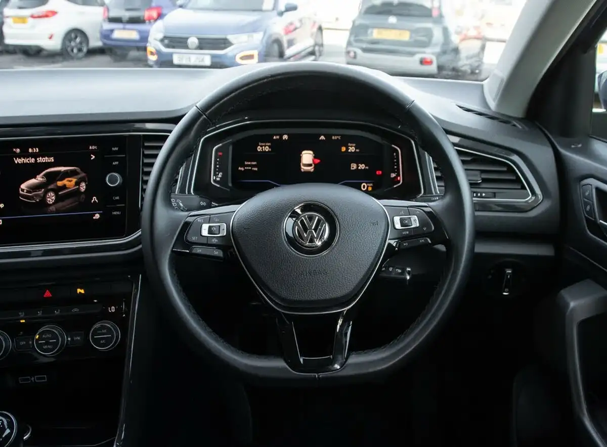 2019-volkswagen-t-roc-16tdi-sel-big-20