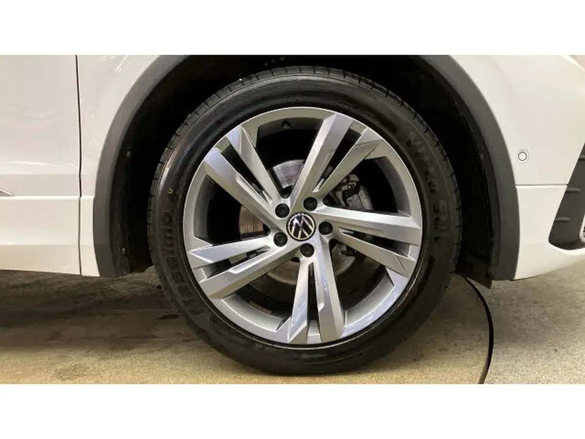 2023-volkswagen-tiguan-15-tsi-r-line-edition-big-4