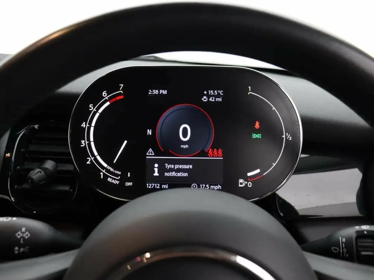 2022-mini-cooper-20-cooper-s-classic-hatchback-5d-big-7