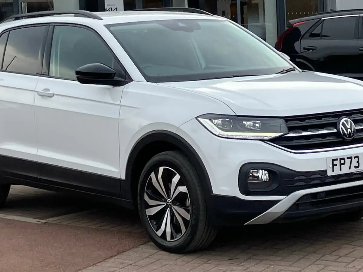 2023-volkswagen-t-cross-10-tsi-black-edition-95ps-big-25