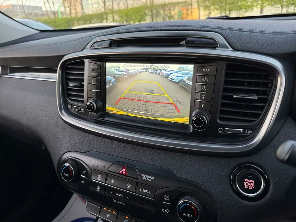 2015-kia-sorento-22-crdi-kx-3-197bhp-awd-isg-big-24