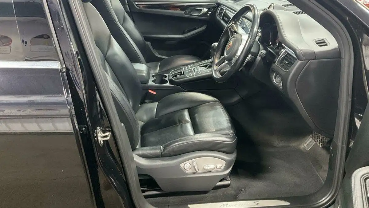2016-porsche-macan-30td-s-big-10