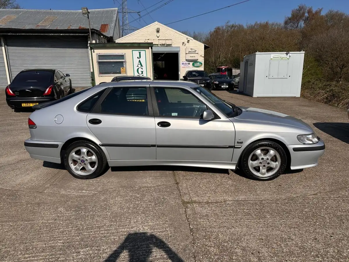 2001-saab-9-3-20-se-hatchback-5d-auto-big-2