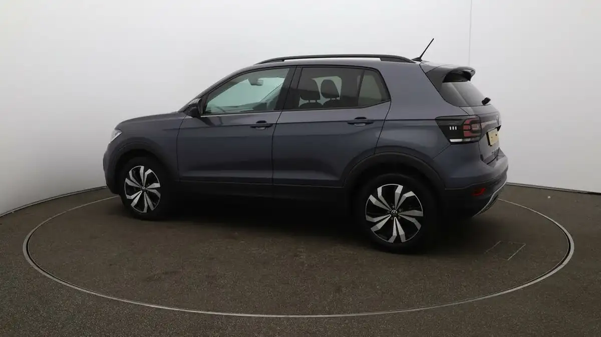 2023-volkswagen-t-cross-10-tsi-black-edition-110ps-dsg-big-40