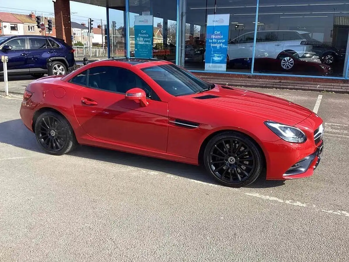 2016-mercedes-benz-slc-20-slc200-amg-line-9g-tronic-big-7