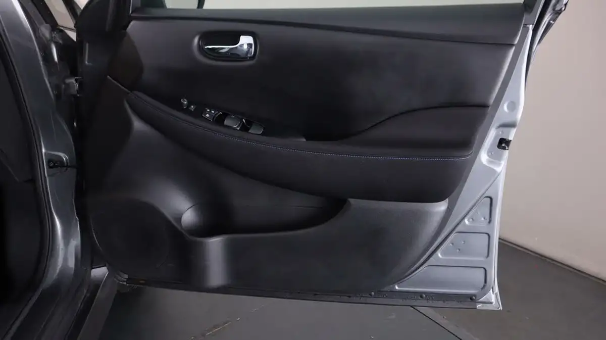 2024-nissan-leaf-e-n-connecta-39kwh-big-15
