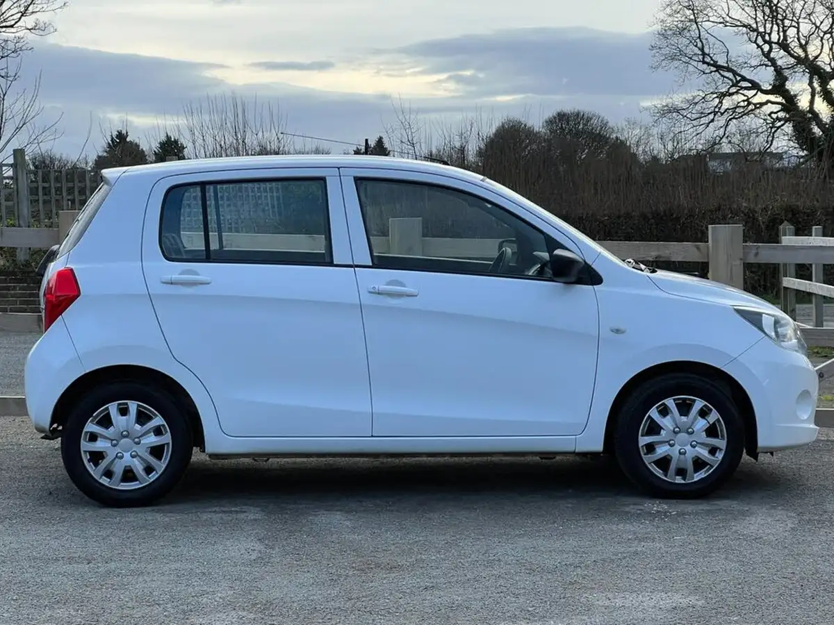 2016-suzuki-celerio-10-sz2-big-4