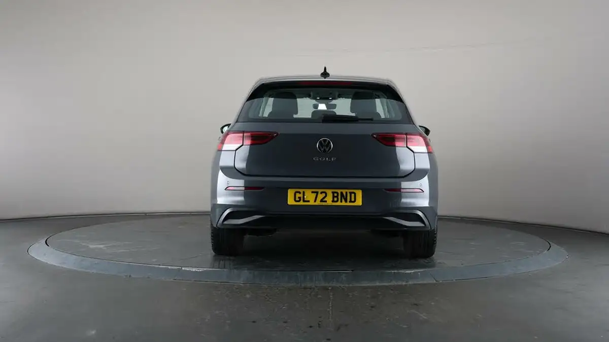 2022-volkswagen-golf-15-tsi-life-130ps-hatchback-big-24