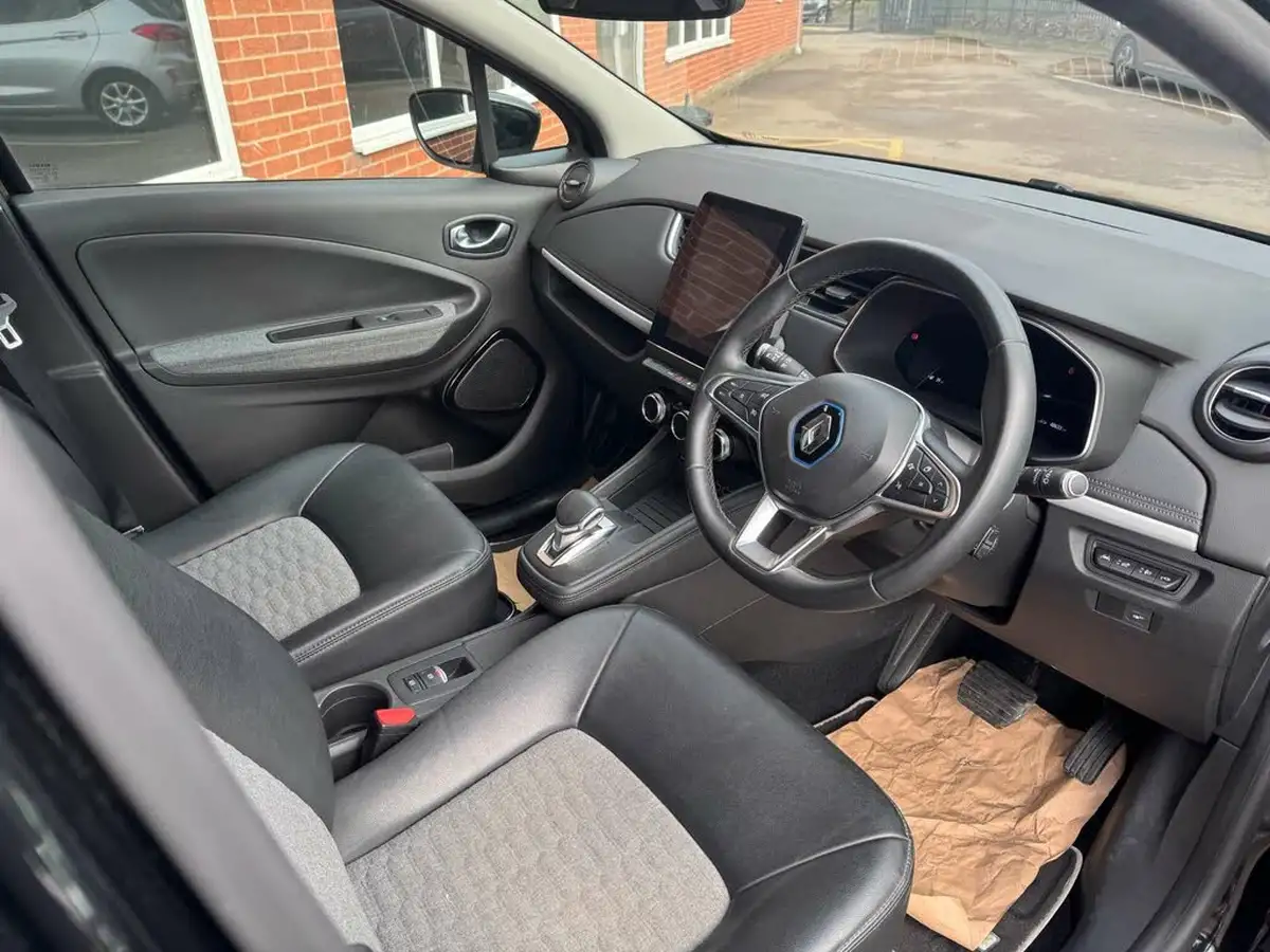 2020-renault-zoe-e-i-gt-line-rapid-charge-big-10