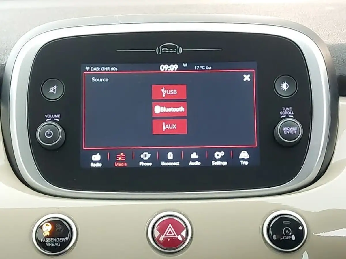 2019-fiat-500x-10-firefly-turbo-city-cross-ss-big-14