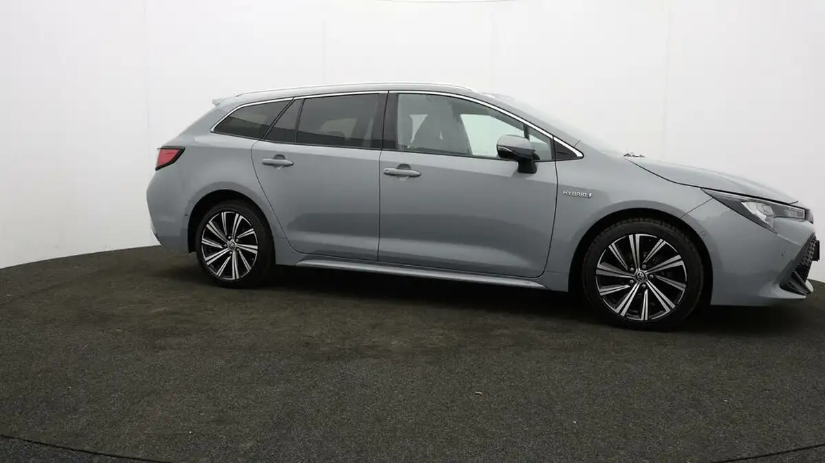 2021-toyota-corolla-18-vvt-i-design-trk-hatchback-5d-big-35