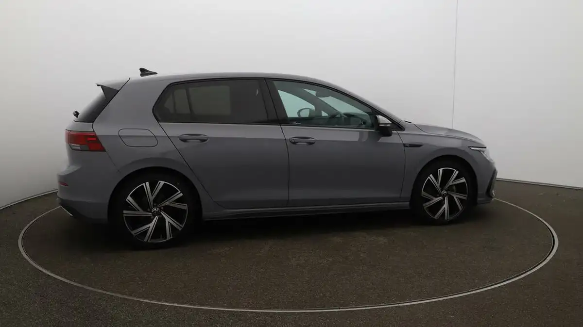 2024-volkswagen-golf-15-etsi-r-line-evo-hatchback-big-44