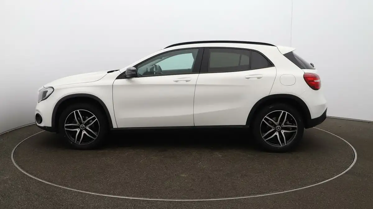 2019-mercedes-benz-gla-class-16-gla-180-urban-edition-ss-7g-dct-big-54