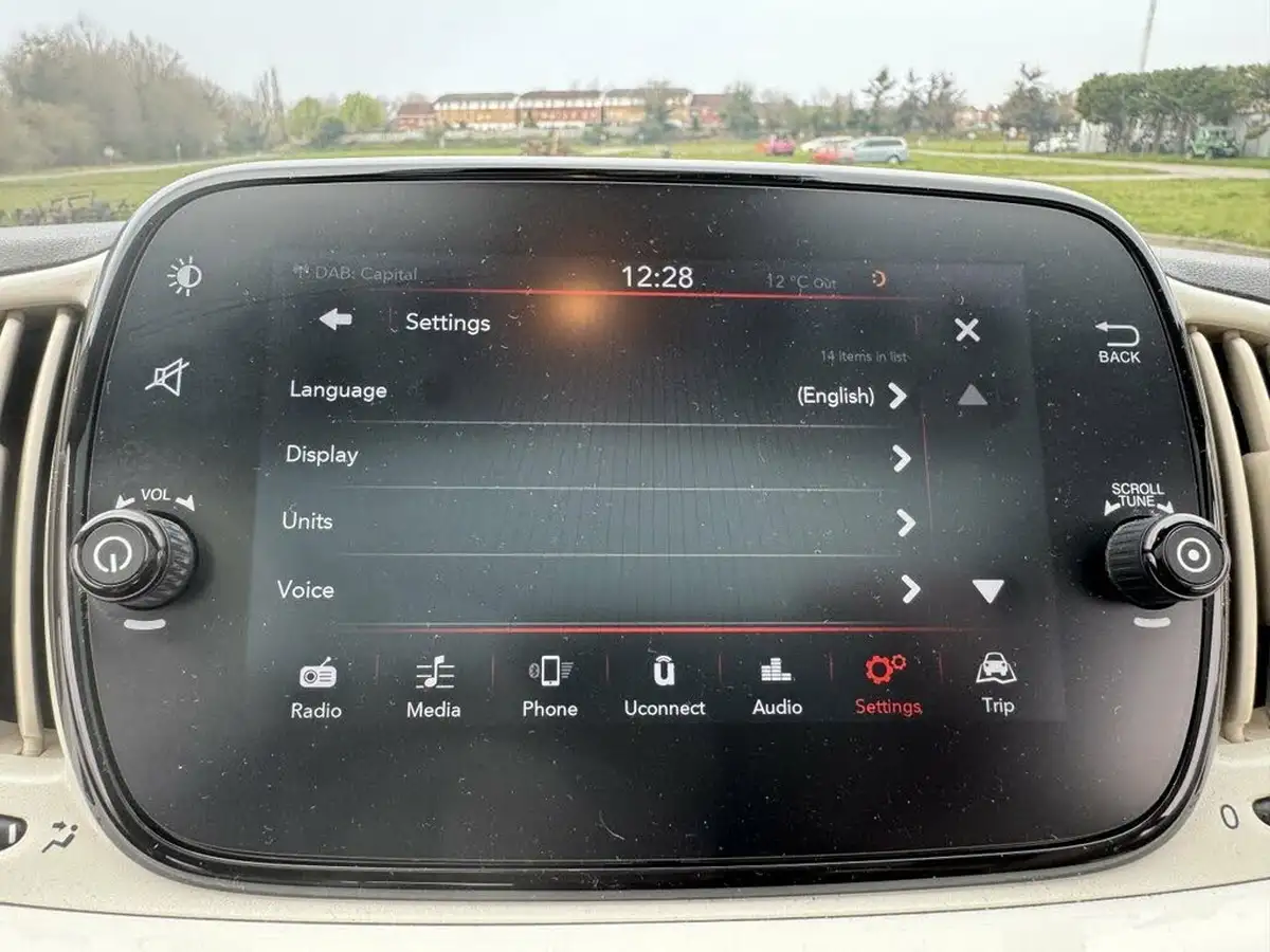 2020-fiat-500-10-lounge-big-44