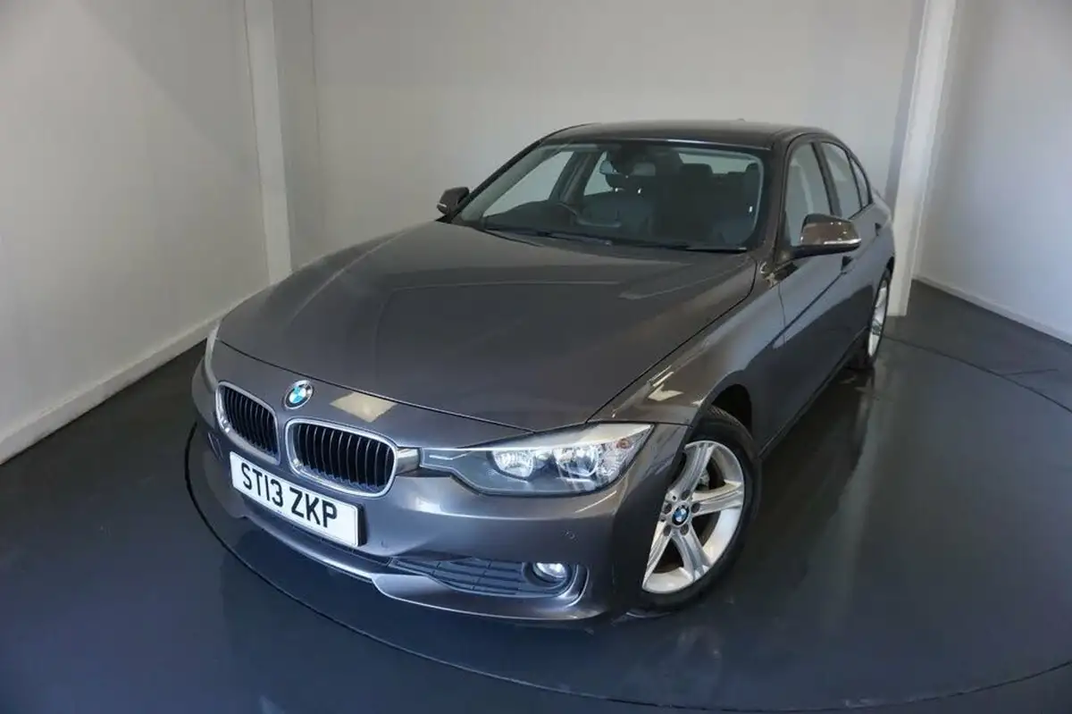 2013-bmw-3-series-20td-320d-se-184bhp-ss-saloon-4d-auto-big-0