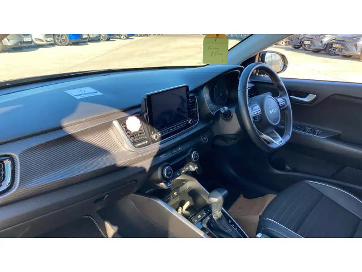 2021-kia-rio-10-t-gdi-gt-line-s-48v-dct-big-8
