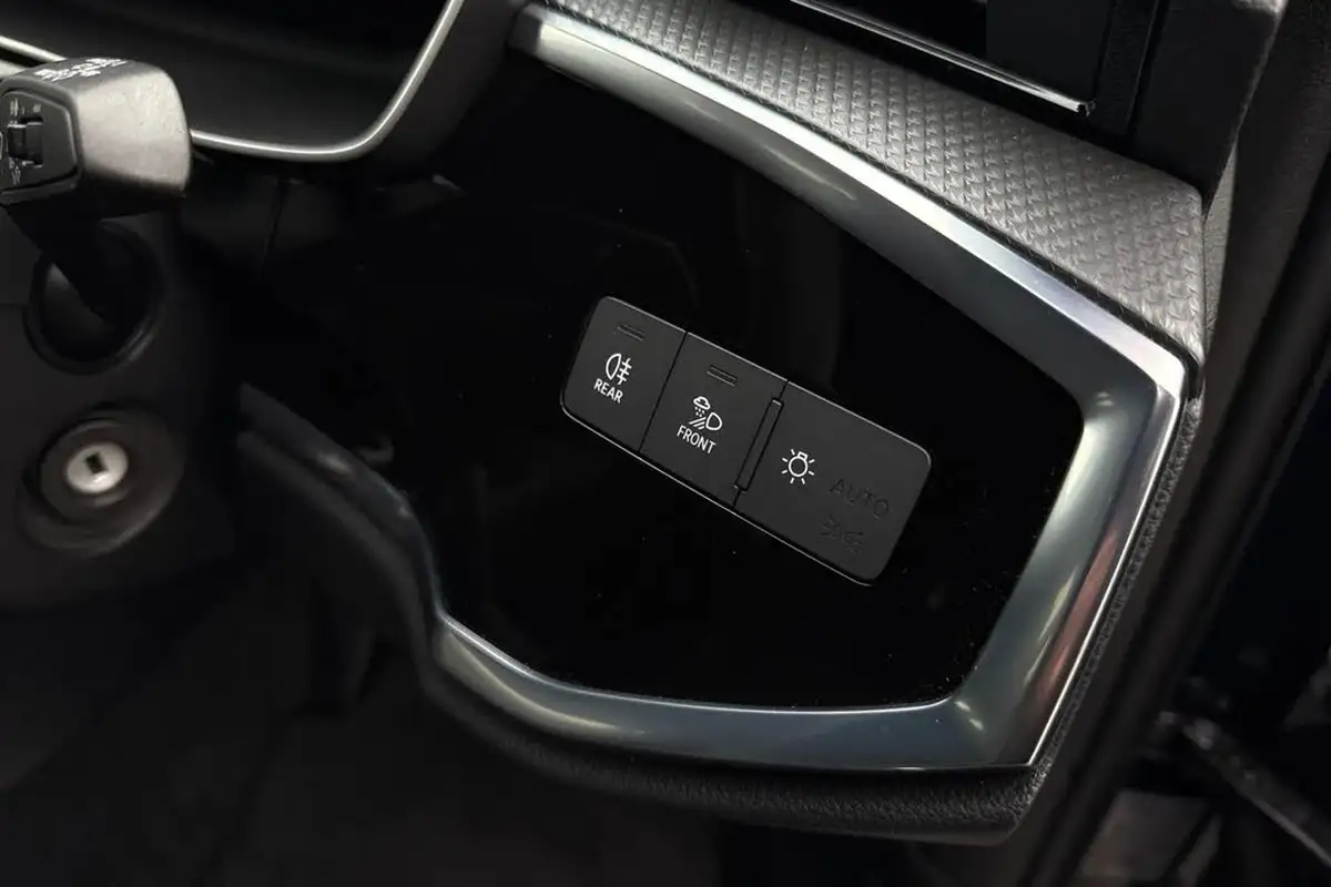 2024-audi-q3-20-35-tdi-black-edition-sportback-big-42