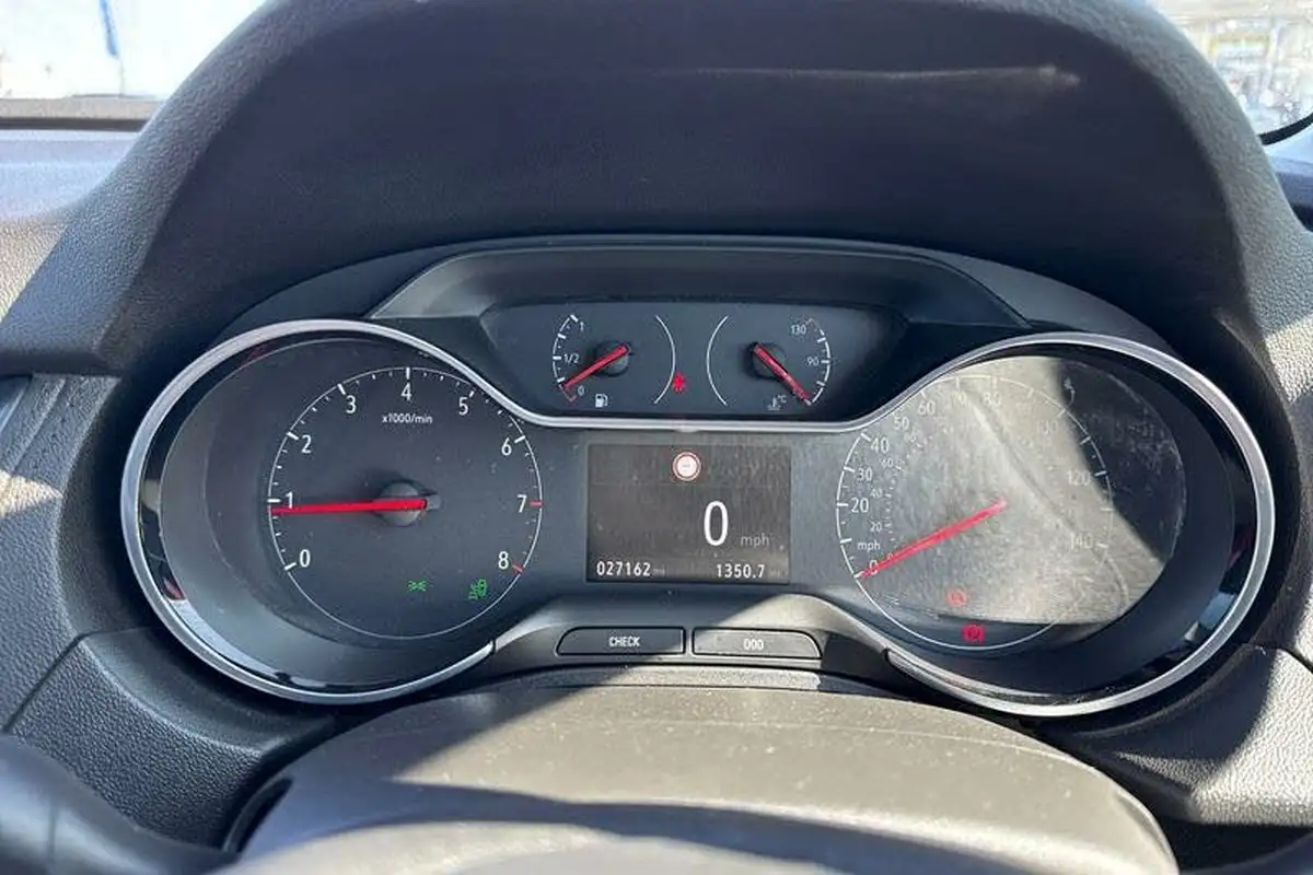 2020-vauxhall-grandland-x-12-business-edition-nav-big-12