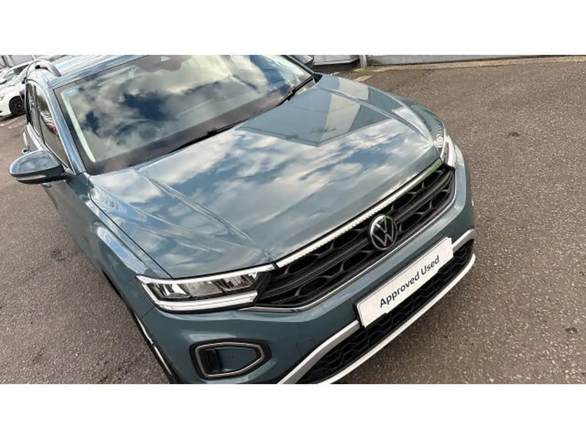 2022-volkswagen-t-roc-10-tsi-life-big-21