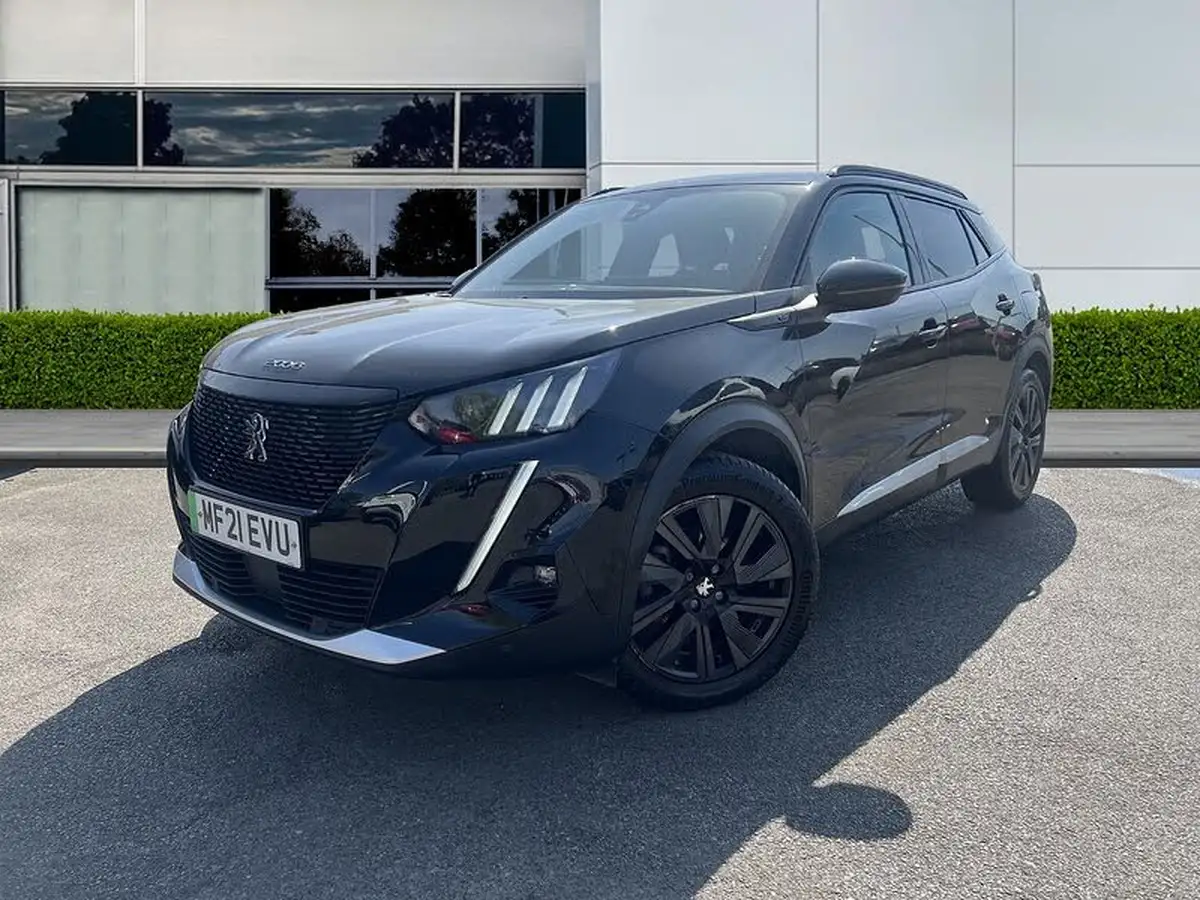 2021-peugeot-2008-suv-e-gt-premium-big-2