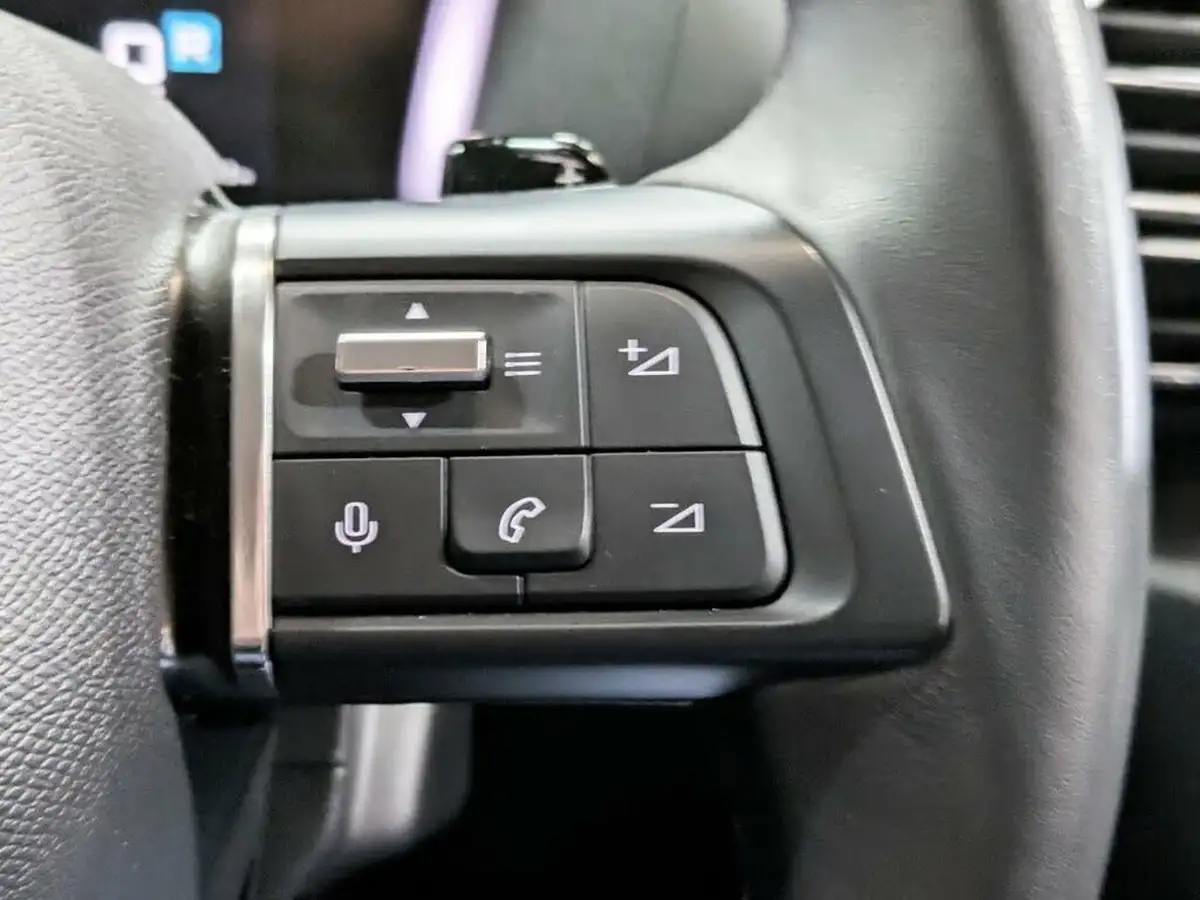 2023-citroen-c4-15bluehdi-shine-plus-big-22
