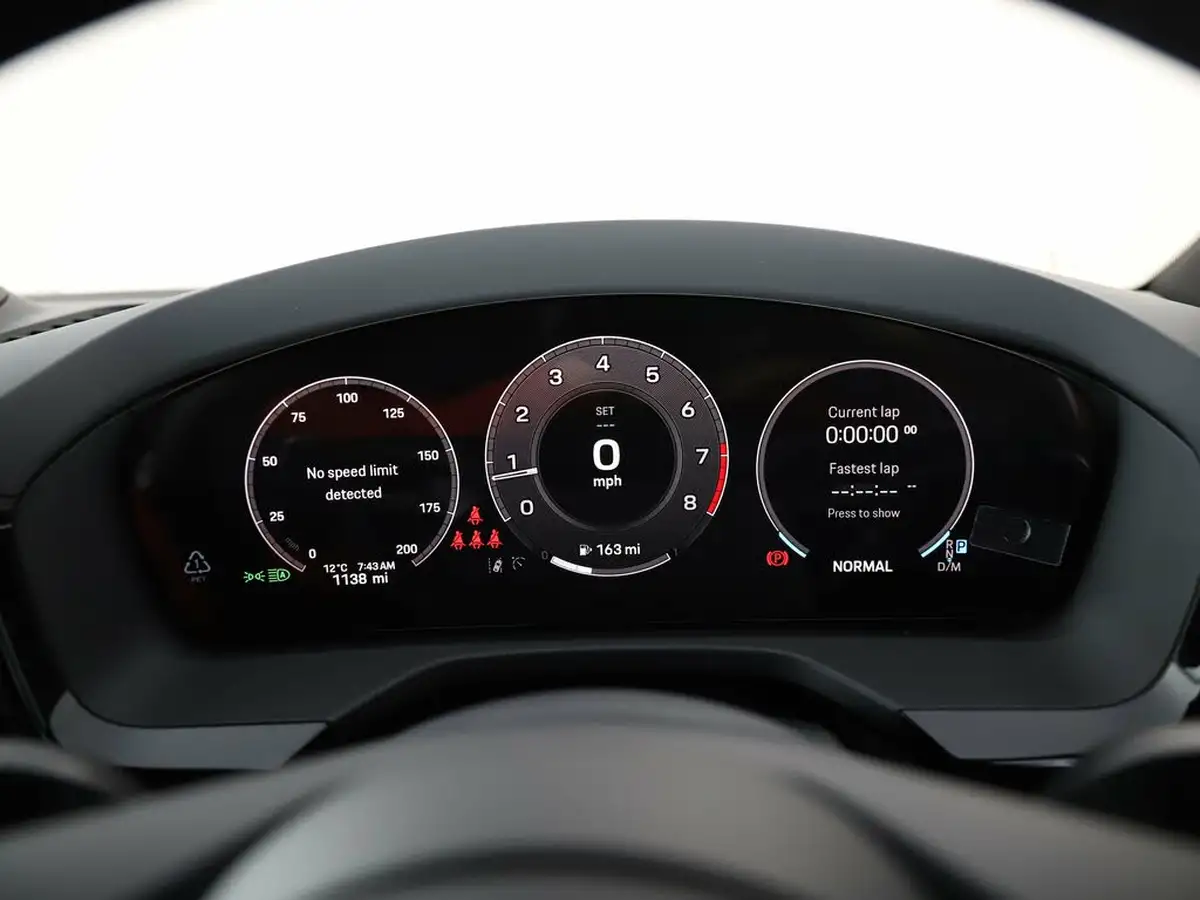 2024-porsche-panamera-30-4-353ps-hatchback-big-28