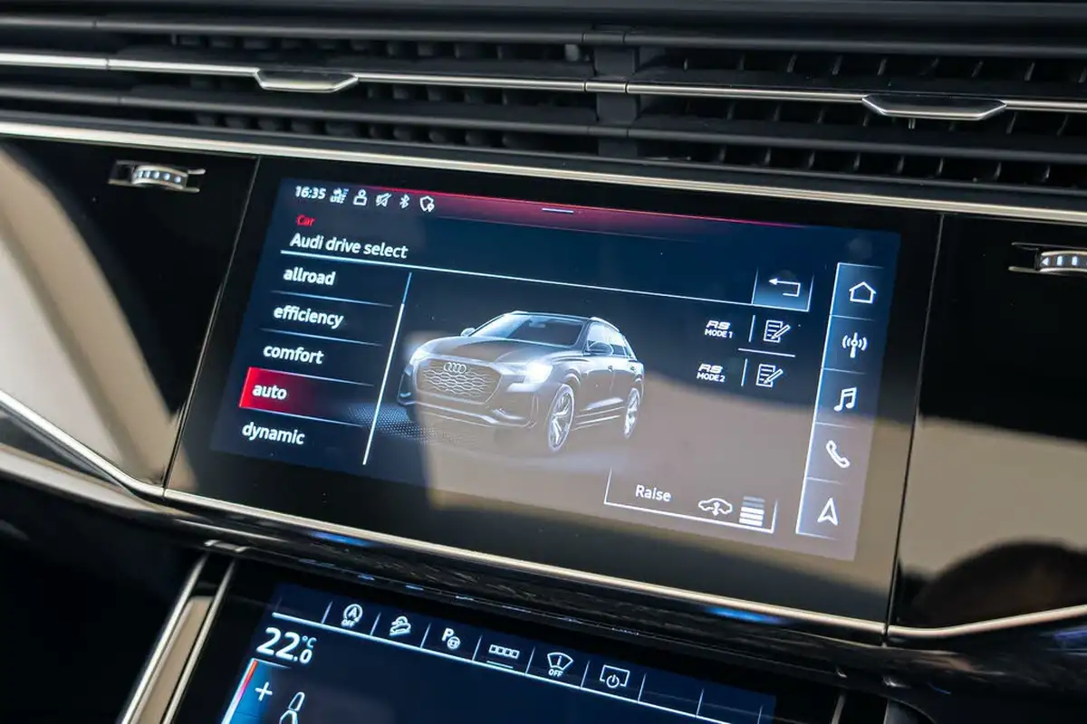 2021-audi-rs-q8-40-tfsi-vorsprung-big-48