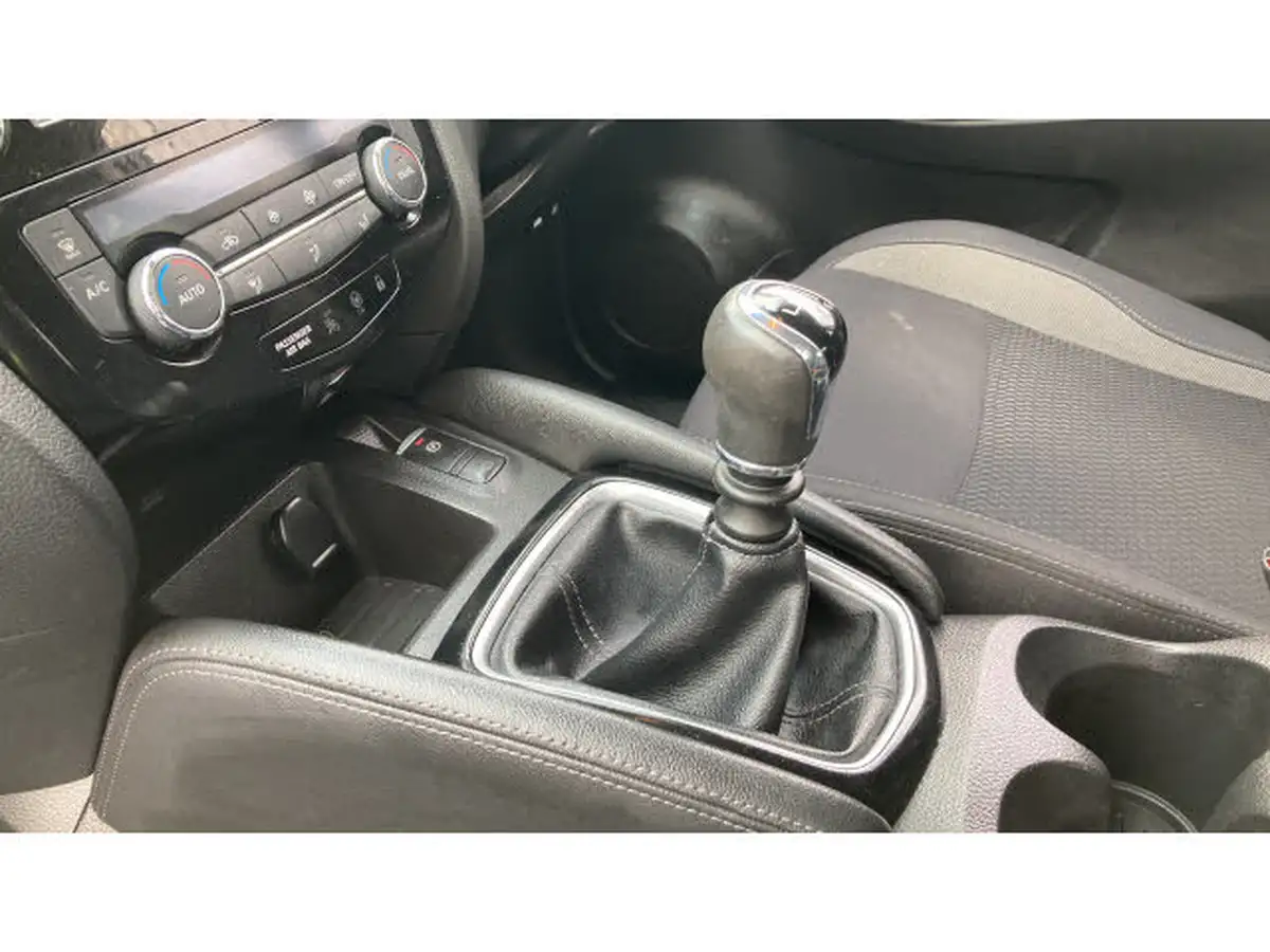 2020-nissan-qashqai-13-dig-t-acenta-premium-160ps-big-12