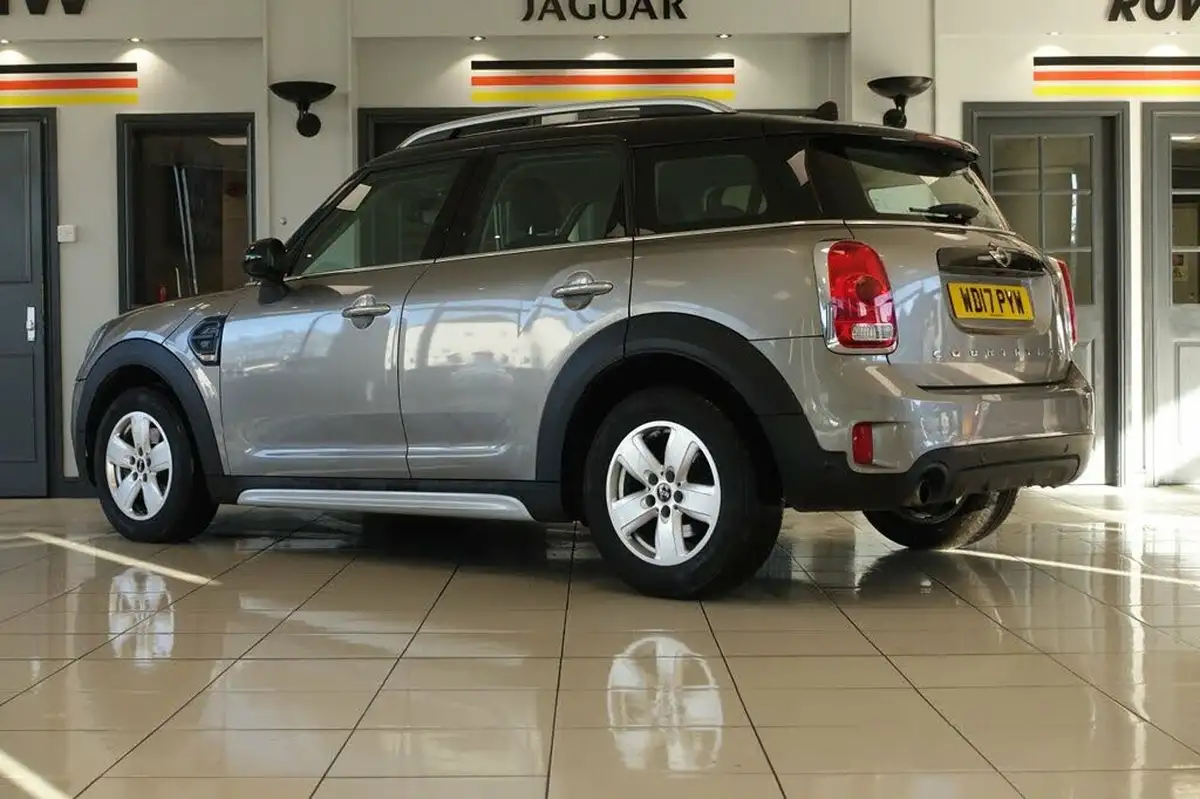 2017-mini-countryman-15-cooper-ss-auto-big-7