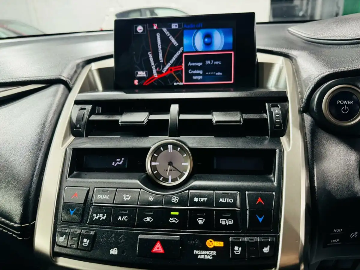 2015-lexus-nx-300h-25-premier-194bhp-panoramic-roof-big-19