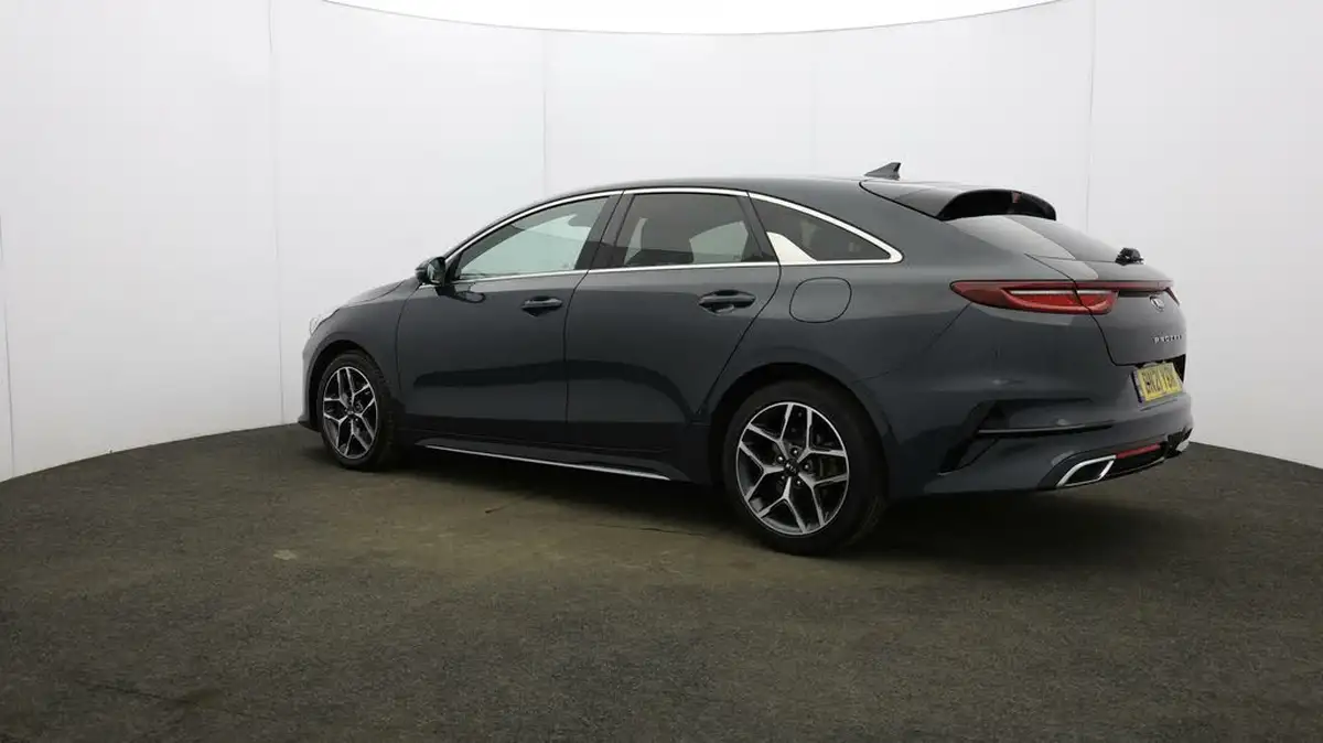 2021-kia-pro-ceed-15-t-gdi-gt-line-big-4