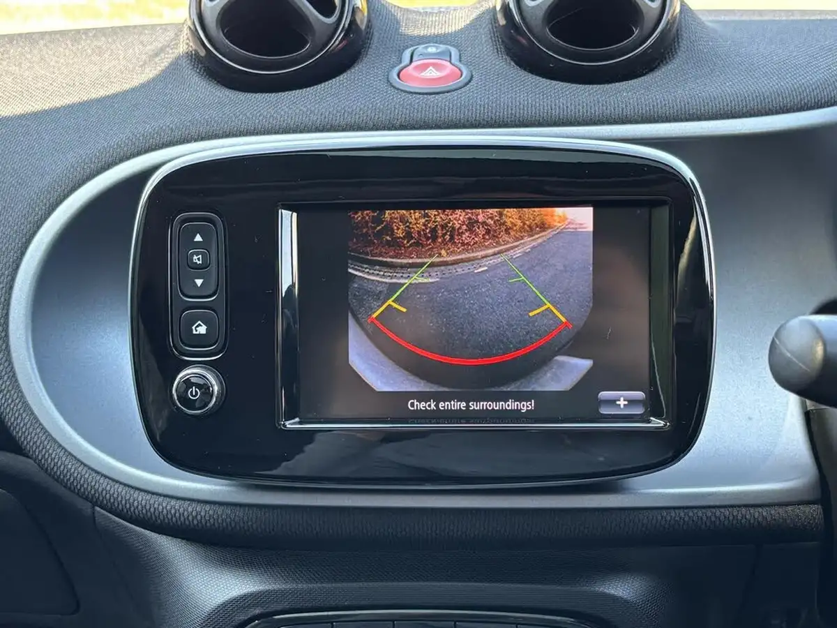 2016-smart-forfour-10-prime-71bhp-premium-plusss-twinamic-big-18