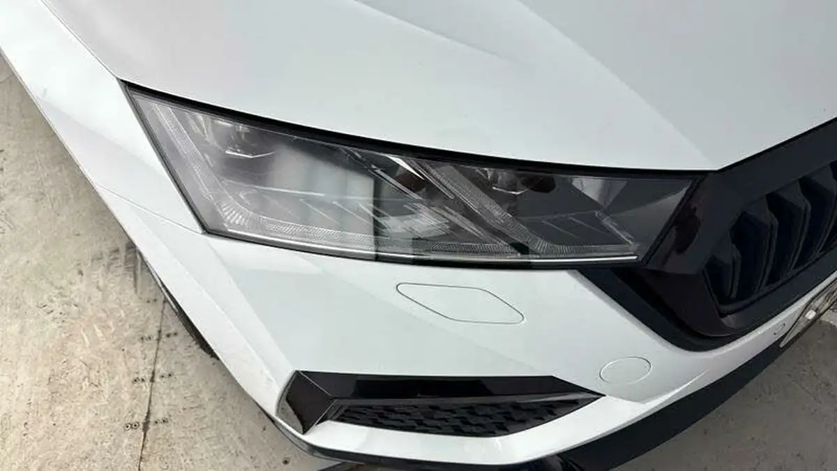 2021-skoda-octavia-20-tsi-vrs-hatchback-dsg-big-37
