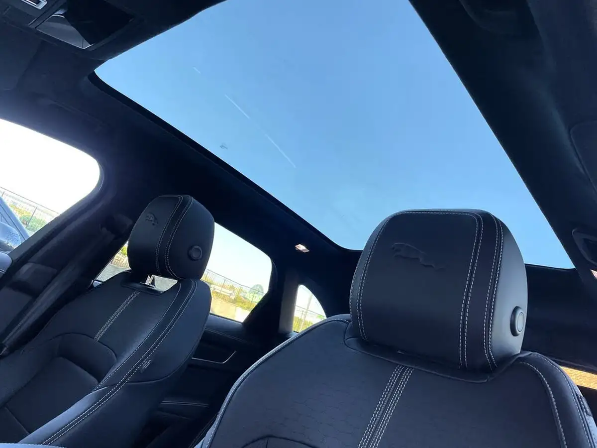 2024-jaguar-f-pace-30-d300-r-dynamic-hse-black-90th-anniversary-edition-big-5