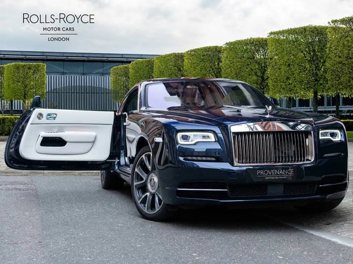 2021-rolls-royce-wraith-66-big-6