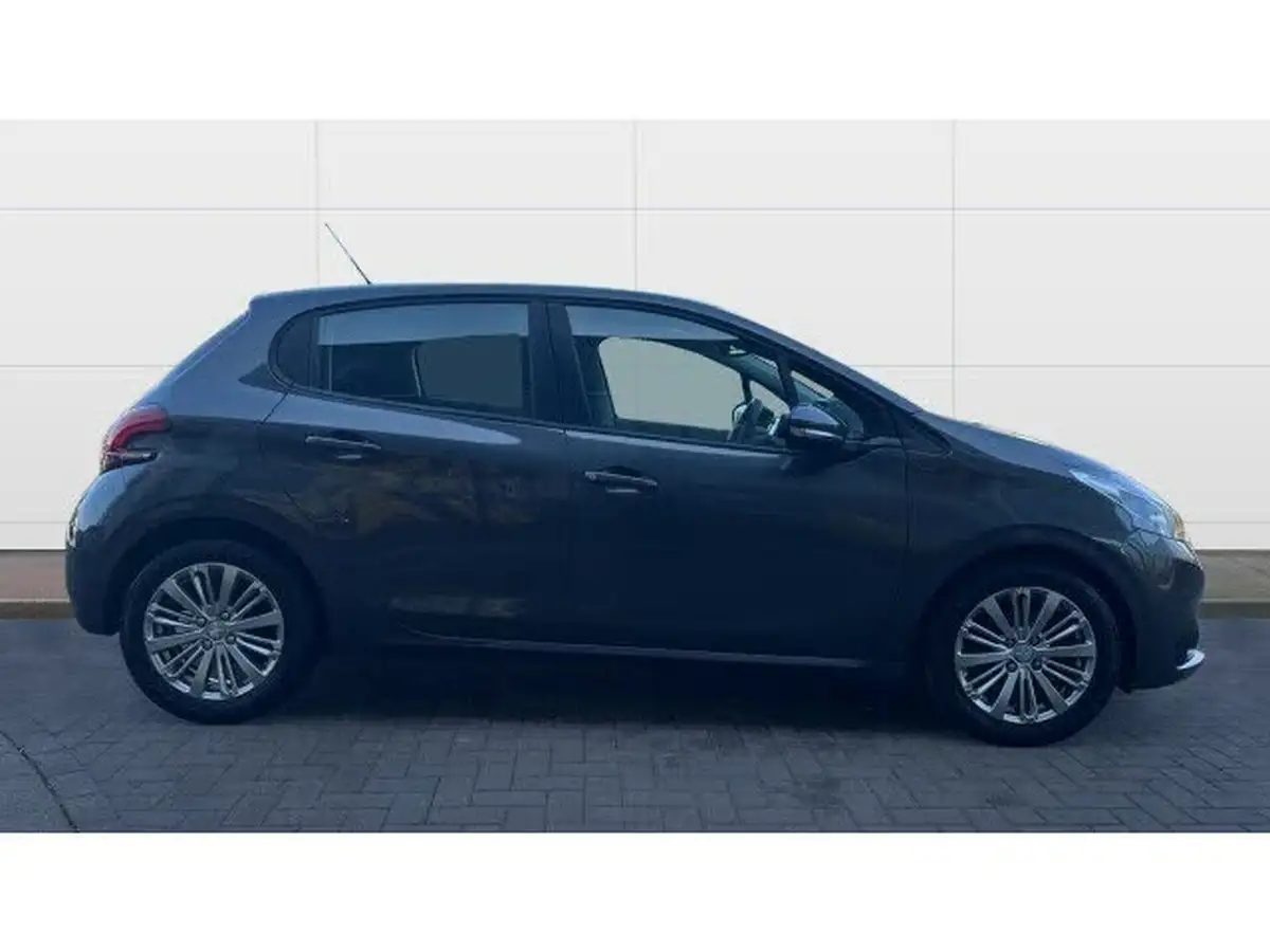 2019-peugeot-208-12-puretech-signature-big-4