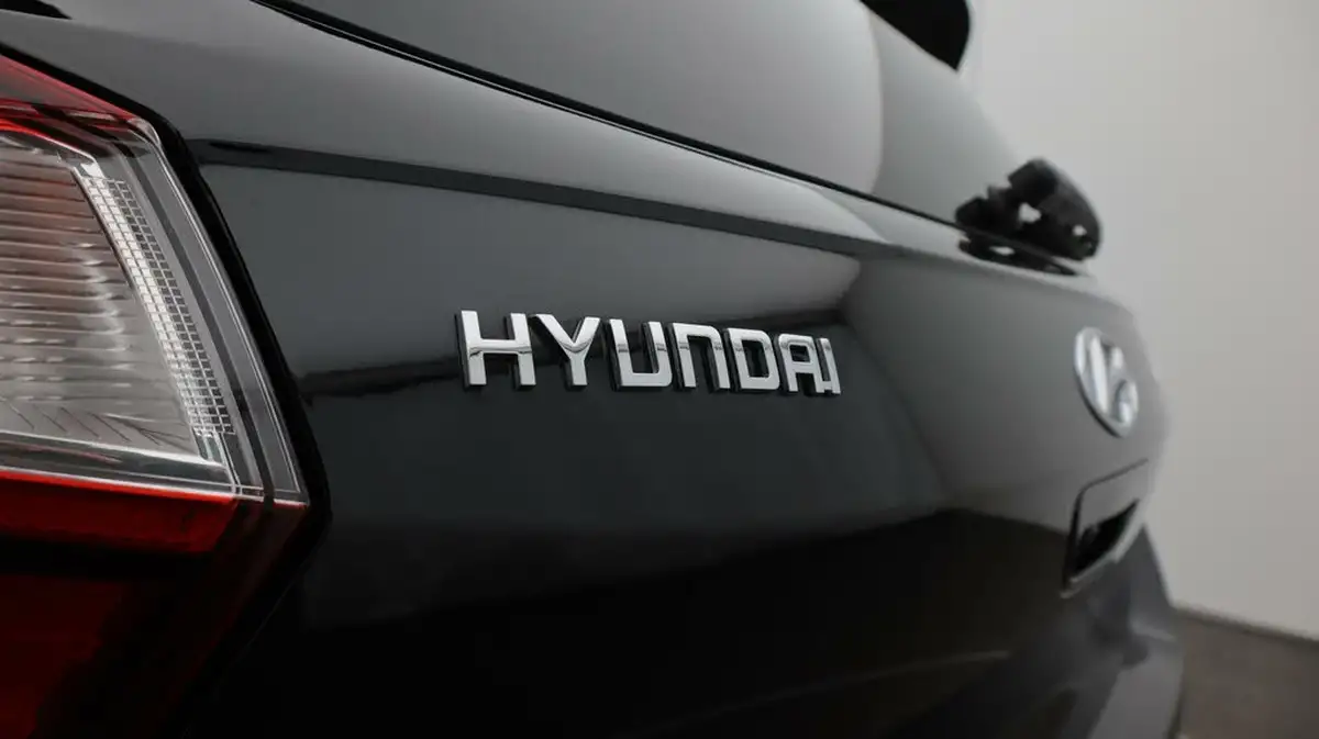 2023-hyundai-i10-10-t-gdi-n-line-big-23