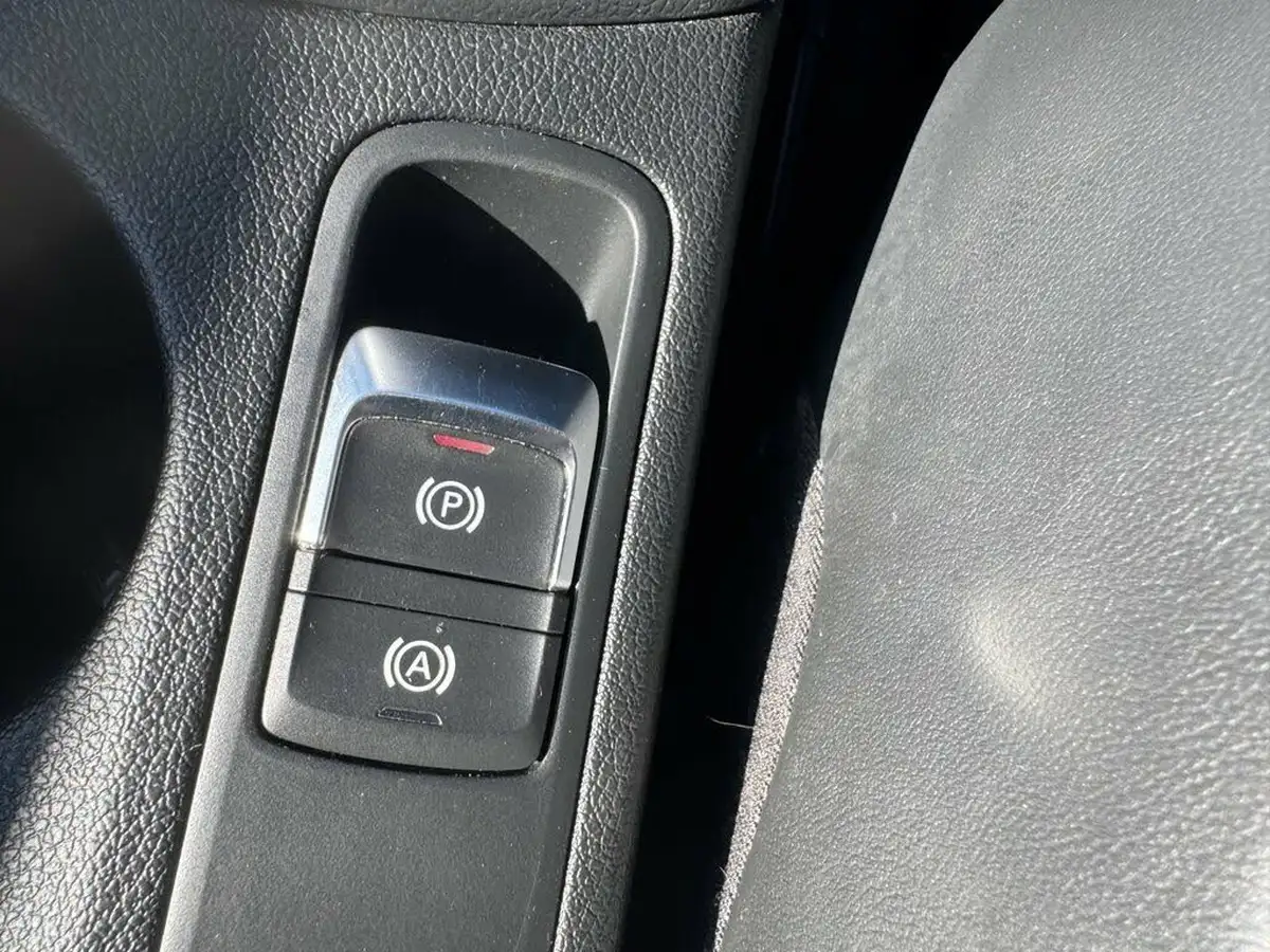 2018-audi-q3-20-tdi-s-line-edition-big-49