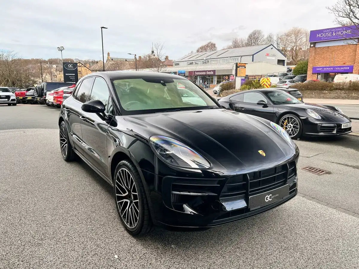2020-porsche-macan-29-v6-gts-big-3