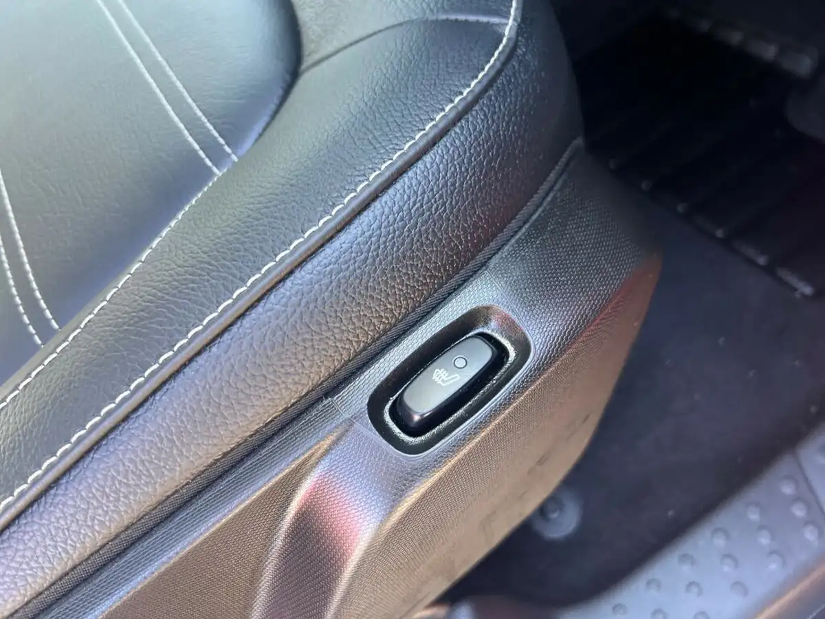 2022-smart-forfour-eq-exclusive-big-20