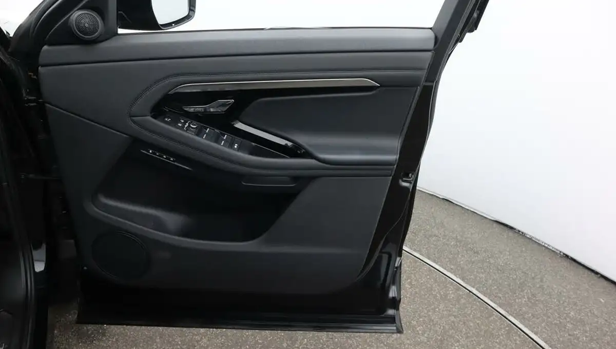 2022-land-rover-range-rover-evoque-15-p300e-r-dynamic-se-big-15
