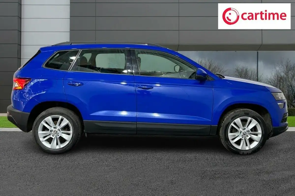 2020-skoda-karoq-16tdi-se-technology-dsg-big-1